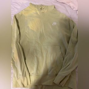 men’s nike sweatshirt size medium!